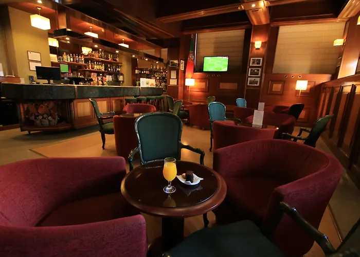 다 볼사 호텔 포르투