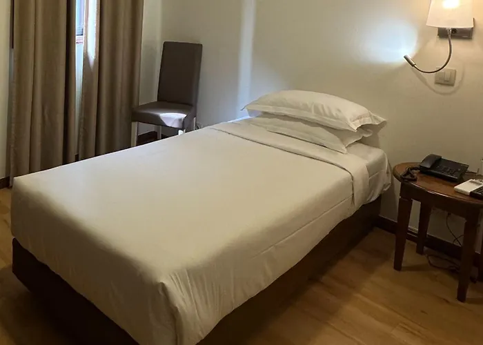 다 볼사 호텔 3*